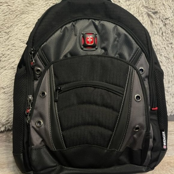 Wenger Other - SwissGear Wenger Synergy Pro 16" Laptop Backpack, Black/Grey NWOT HEAVY-DUTY
